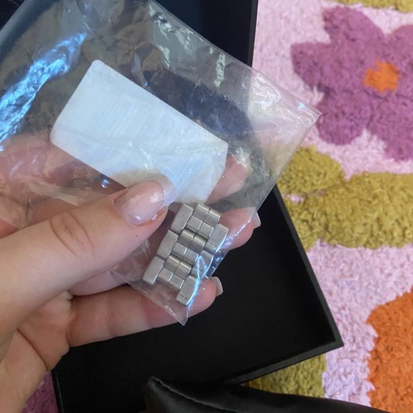 Guess Silver Crystal Watch - Picture 4 of 5